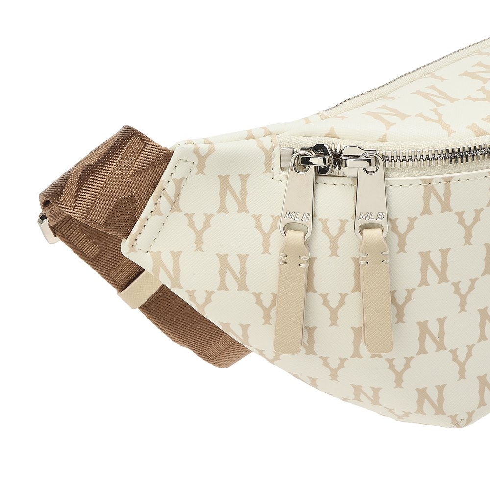 Túi MLB x DISNEY Mickey Monogram Hip Sack New York Yankees Beige