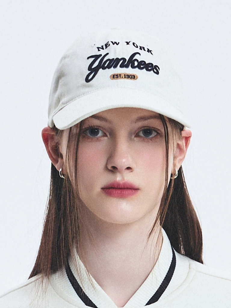 Mũ Lưỡi Trai MLB Color Denim Unstructured Ball Cap New York Yankees Cream