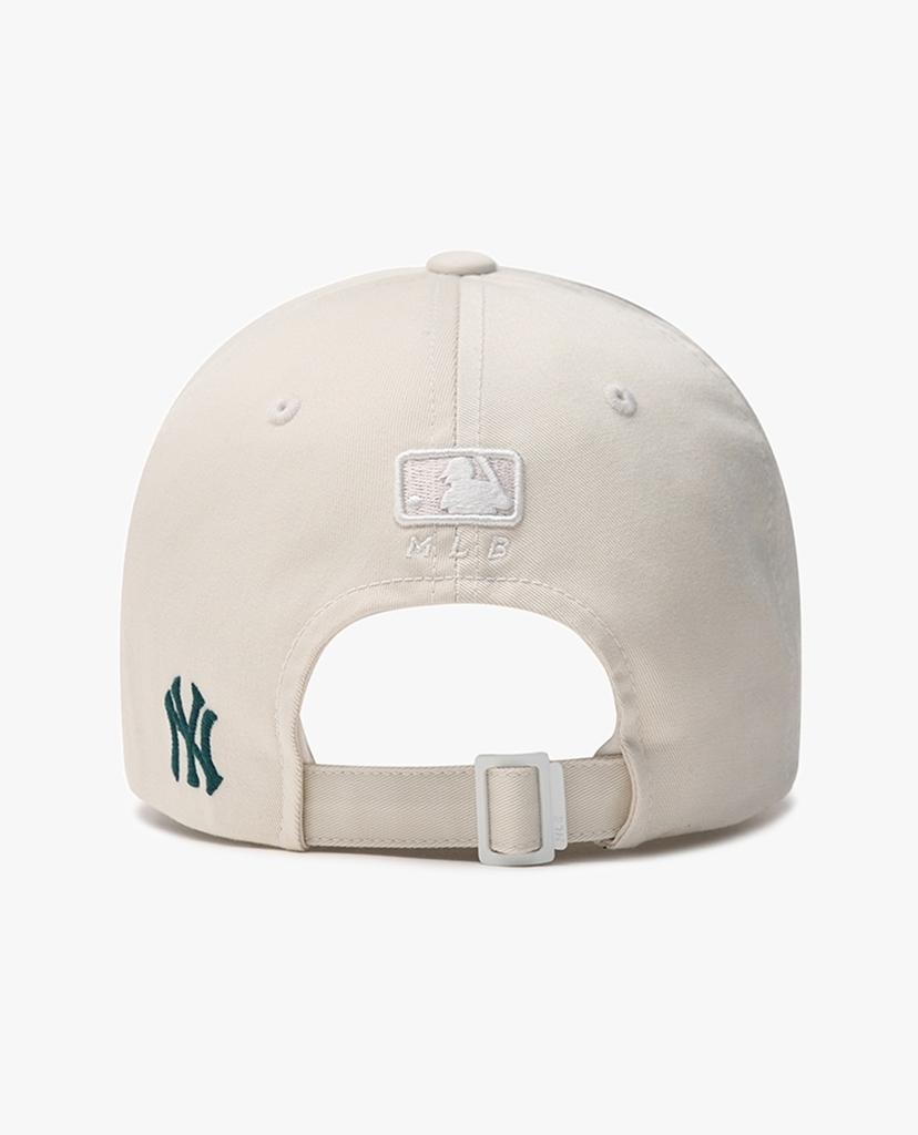 Mũ Lưỡi Trai MLB Cursive Logo Unstructured Ball Cap New York Yankees Cream