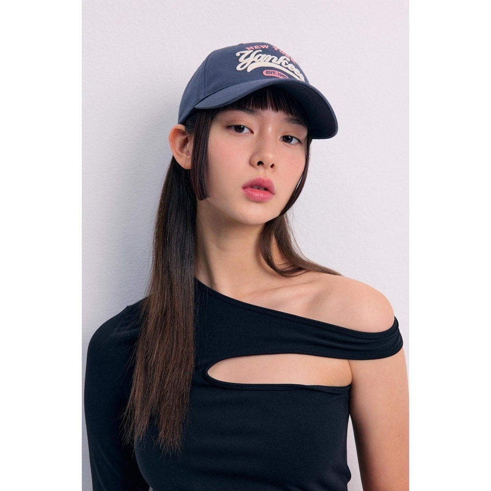 Mũ Lưỡi Trai MLB Cursive Logo Unstructured Ball Cap New York Yankees Grey