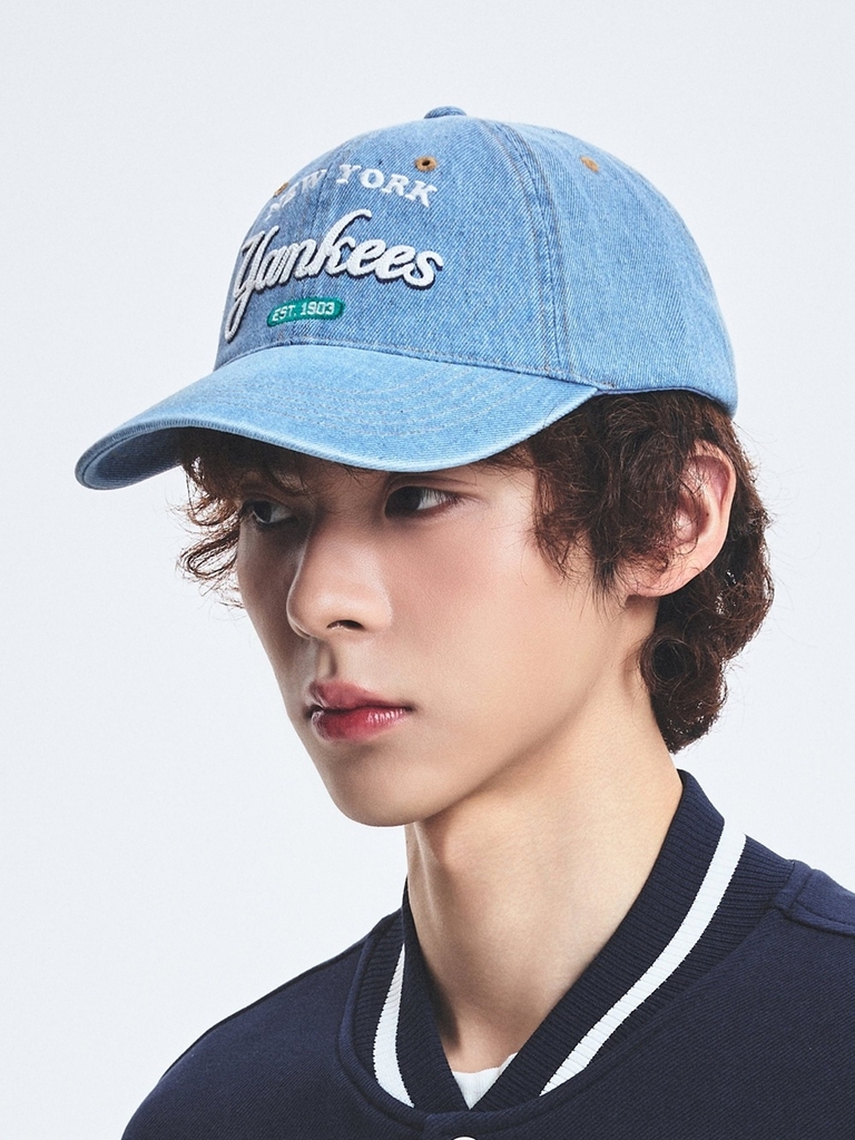 Mũ Lưỡi Trai MLB Color Denim Unstructured Ball Cap New York Yankees Blue