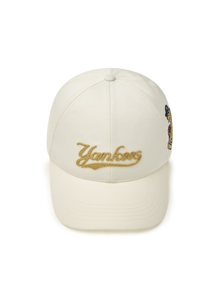 Mũ Lưỡi Trai MLB New Year Structure Ball Cap New York Yankees Cream