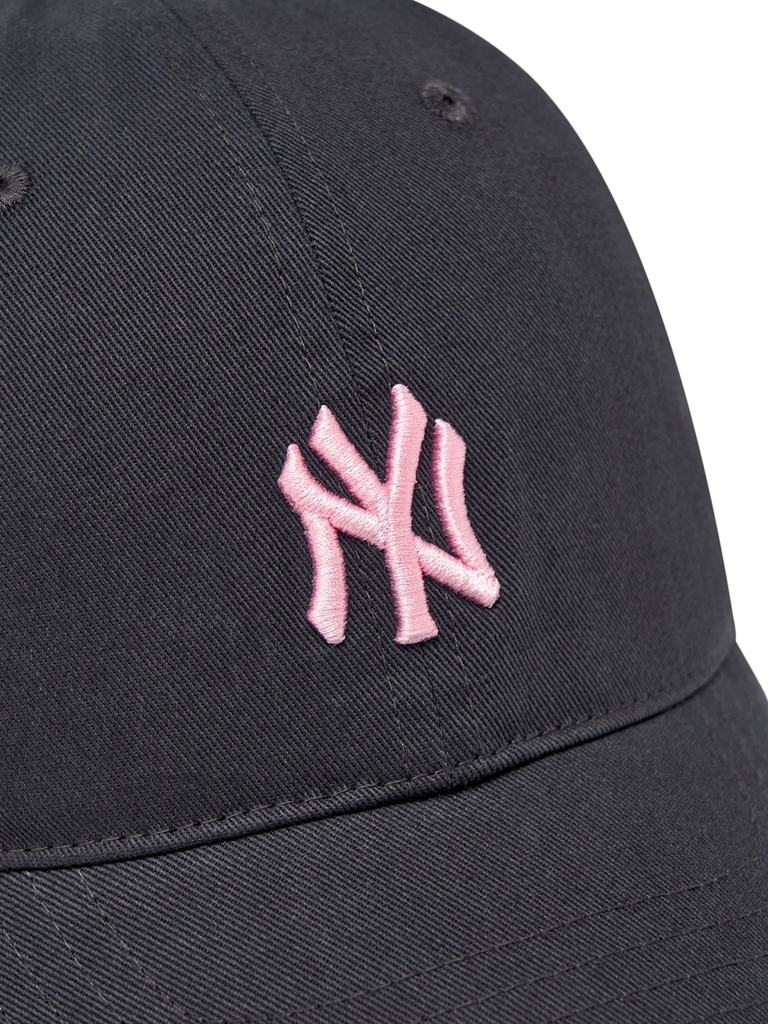 Mũ Lưỡi Trai MLB Rookie Unstructured Ball Cap New York Yankees Black