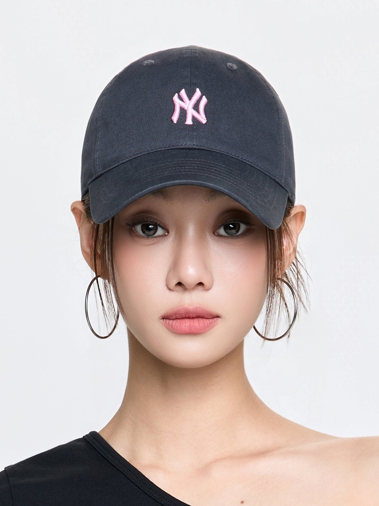 Mũ Lưỡi Trai MLB Rookie Unstructured Ball Cap New York Yankees Black