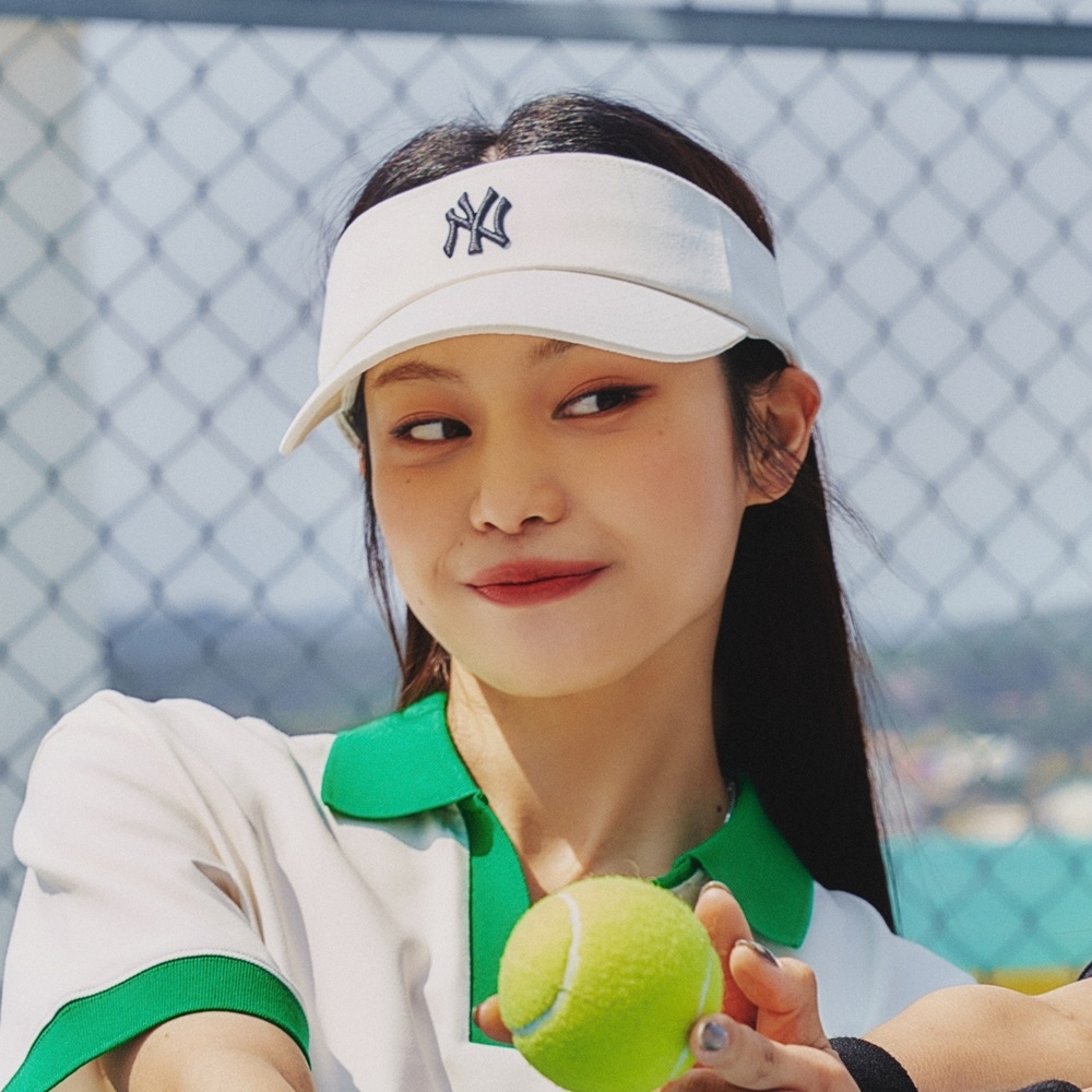 Nón MLB Basic Sun Cap New York Yankees Ivory