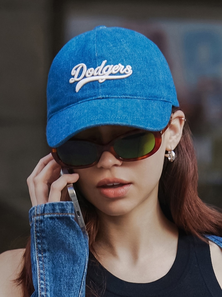 Nón MLB Korea Varsity Culsive Lettering Denim Unstructured Ball Cap LA Dodgers Indigo