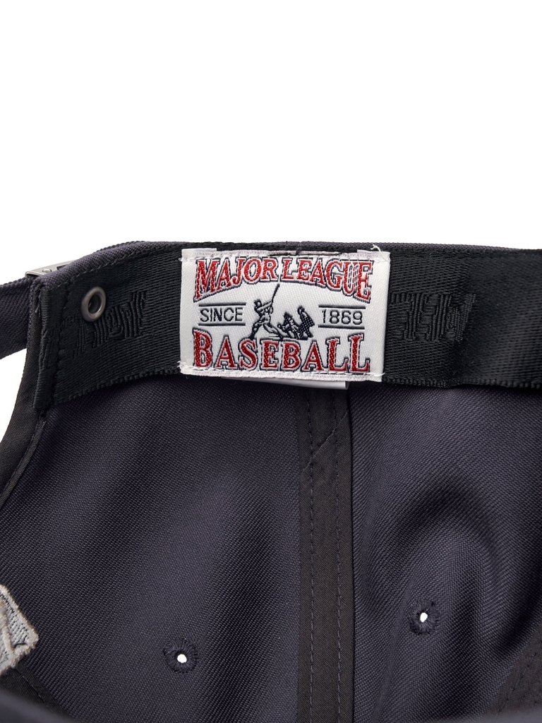 Mũ Lưỡi Trai MLB Varsity Cultivator Buckle Logo Unstructured Ball Cap Boston Red Sox Grey