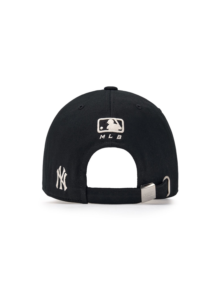 Mũ Lưỡi Trai MLB Varsity Cultivator Buckle Logo Unstructured Ball Cap New York Yankees Black