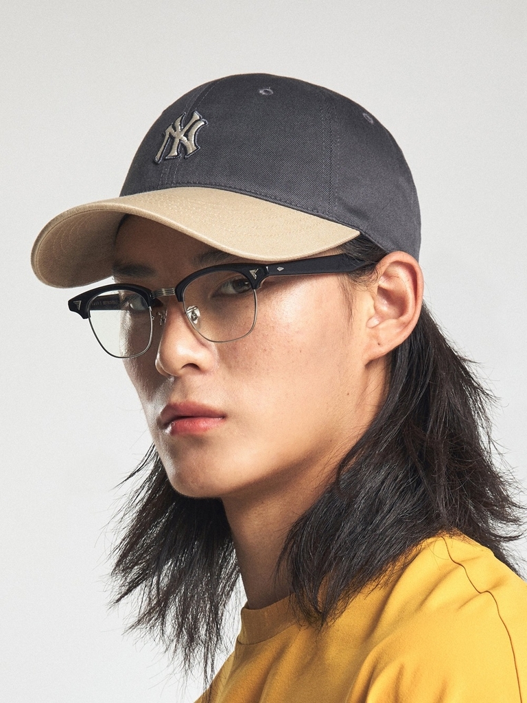 Nón MLB Korea Varsity One Point Color Block Unstructured Ball Cap New York Yankees Grey