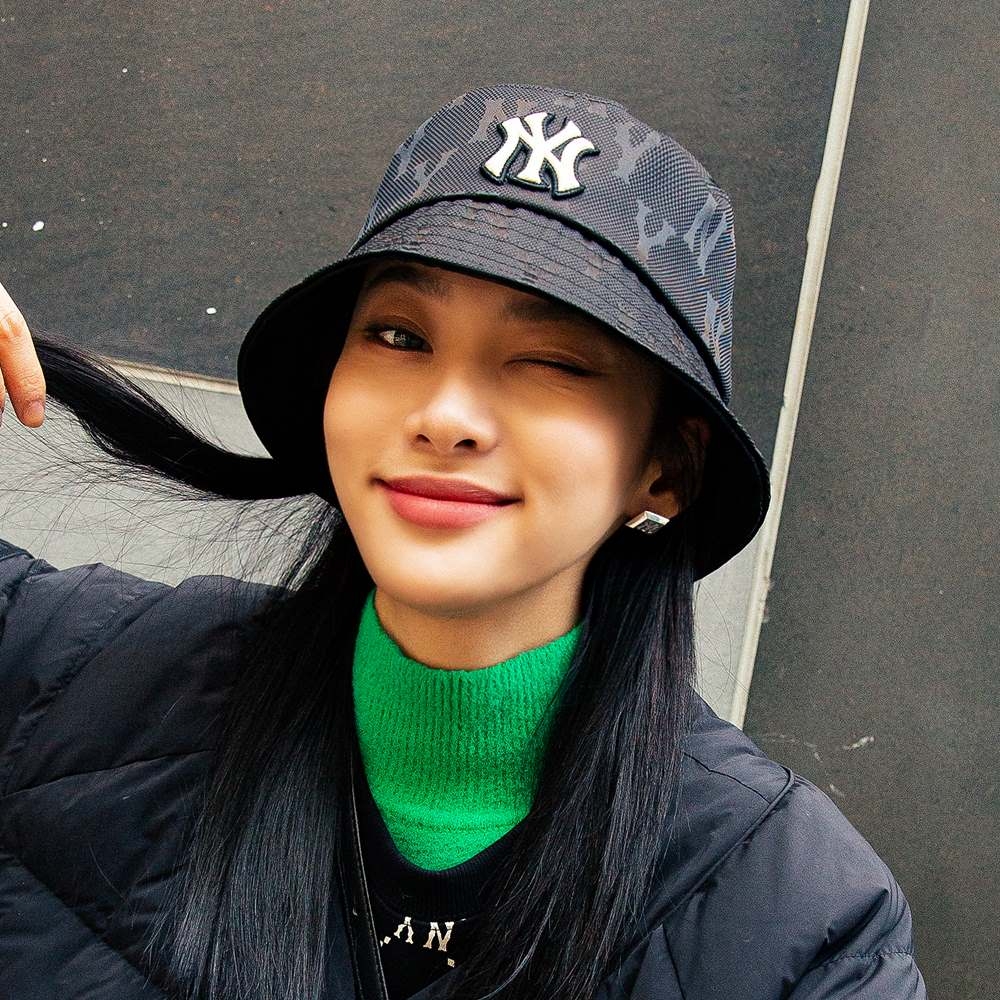 Nón MLB Monogram Nylon Bucket Hat New York Yankees Black