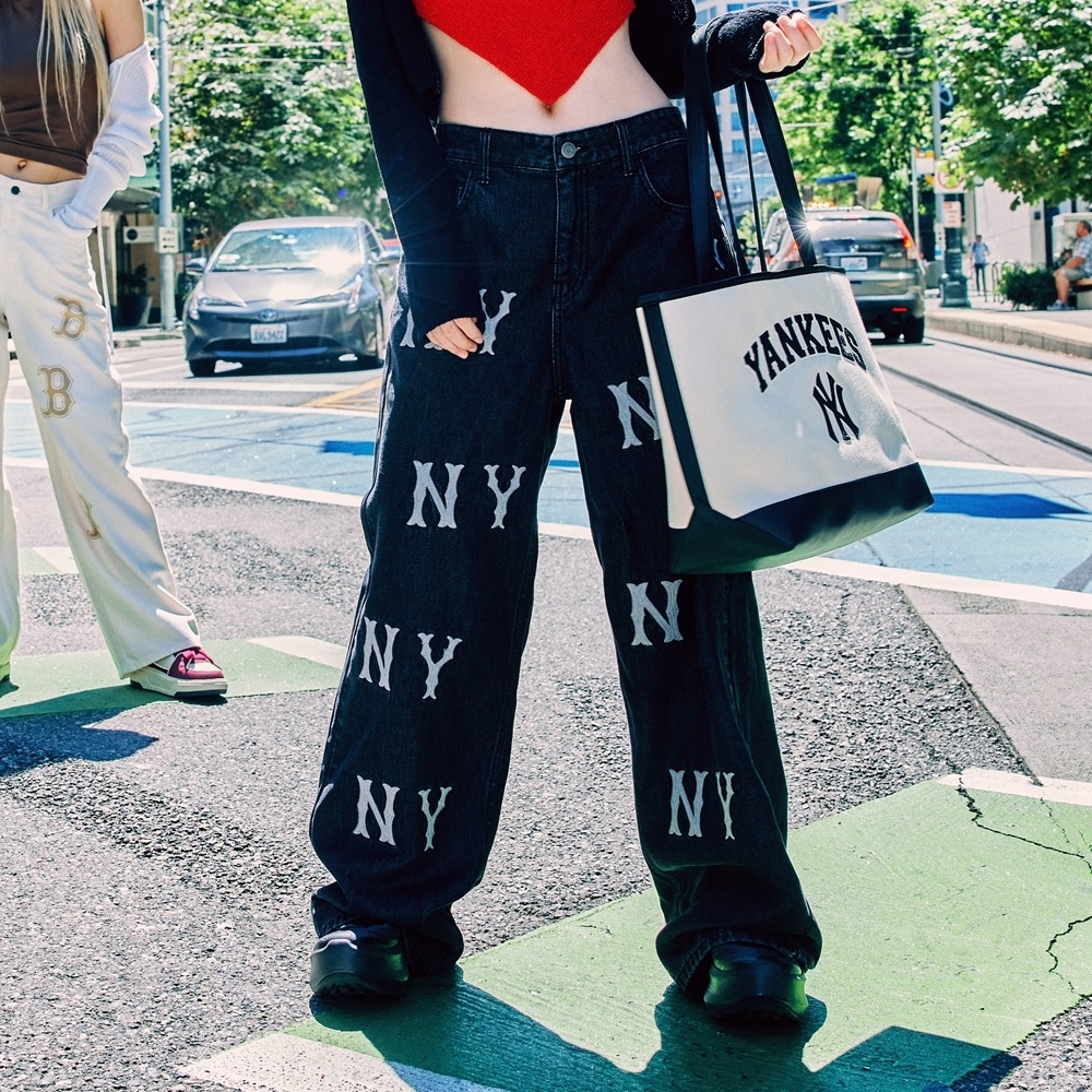 Quần Jean MLB Korea Multi Mega Logo New York Yankees Black