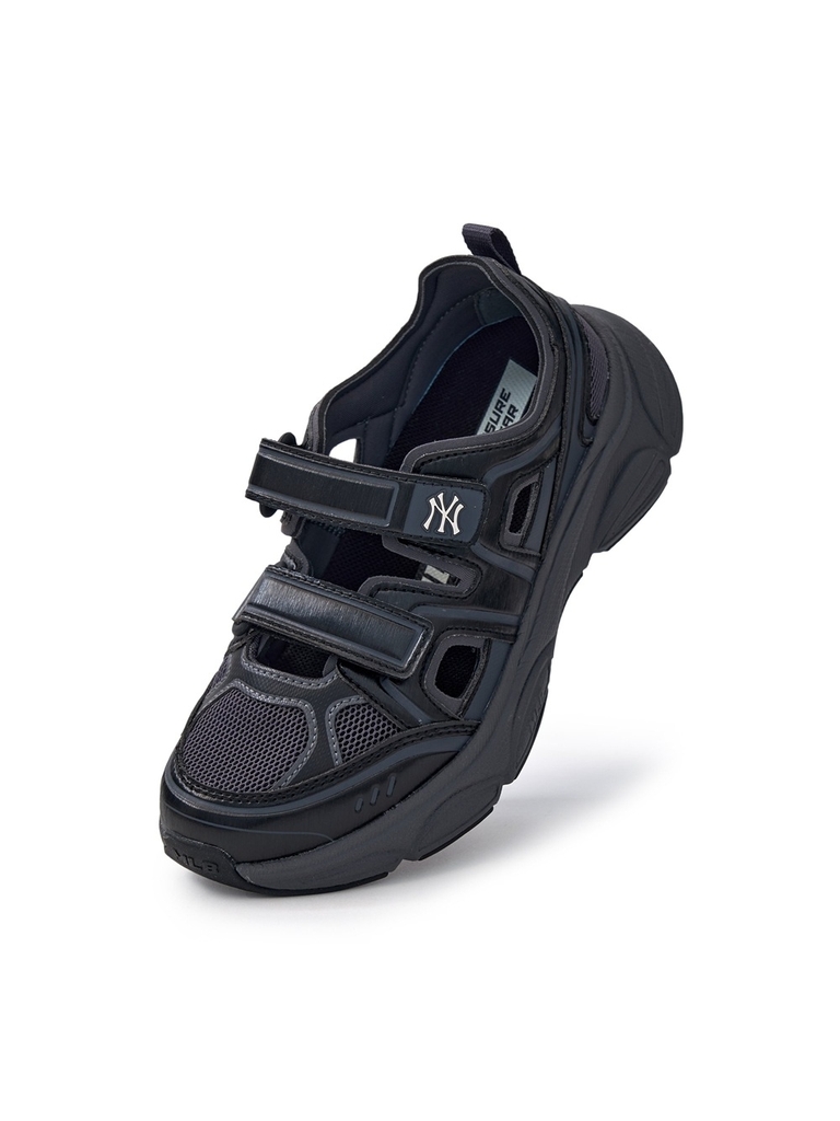 Sandals MLB Ace Runner Mary Jane New York Yankees Black