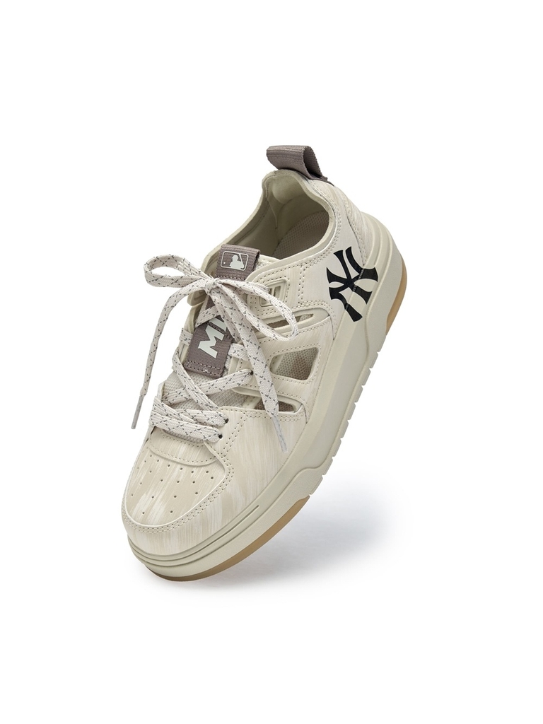 Sandals Chunky Liner Mask New York Yankees Beige