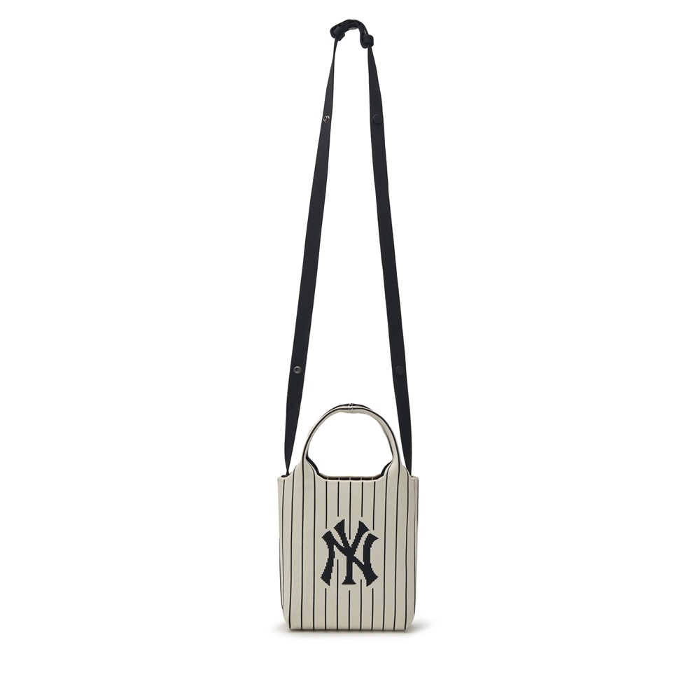 Túi MLB Korea Basic Big Logo Knit Crossbody New York Yankees Cream