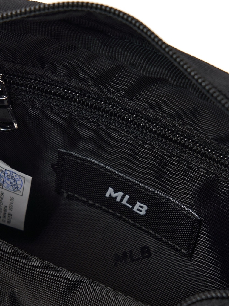 Túi MLB Korea Varsity Camera Bag New York Yankees Black