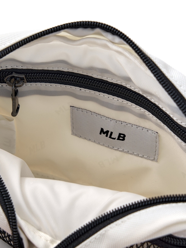 Túi MLB Logo Point Camera Bag New York Yankees Cream