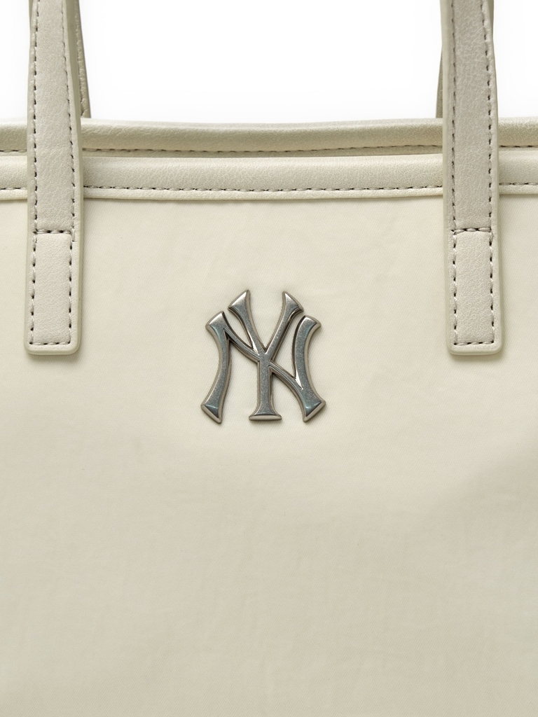 Túi MLB Basic Vintage Nylon Mini Crossbody Bag New York Yankees Ivory