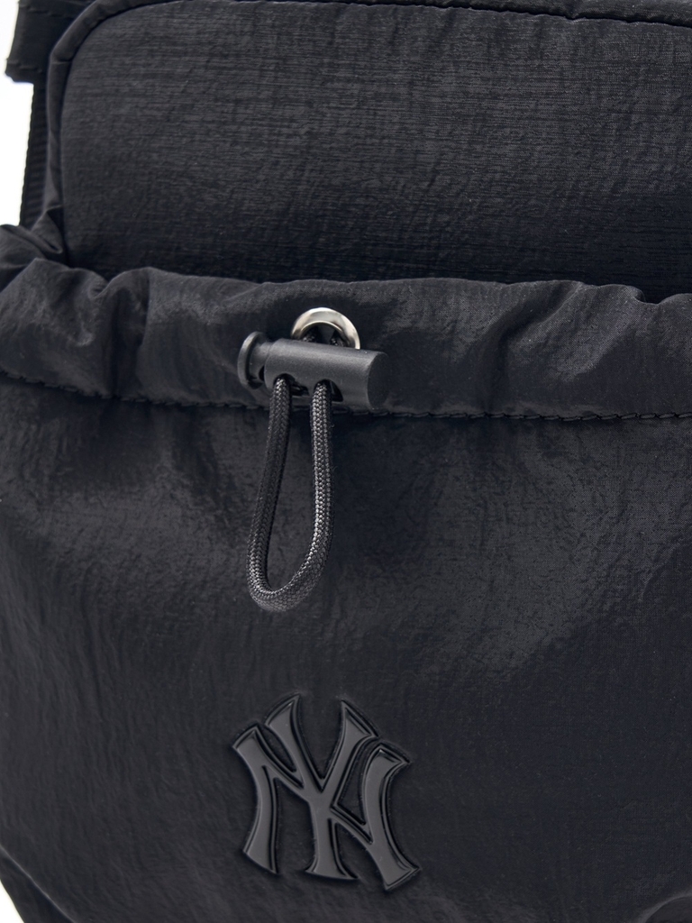 Túi MLB Basic Athleisure Mini Crossbody Bag New York Yankees Black [Karina PICK]