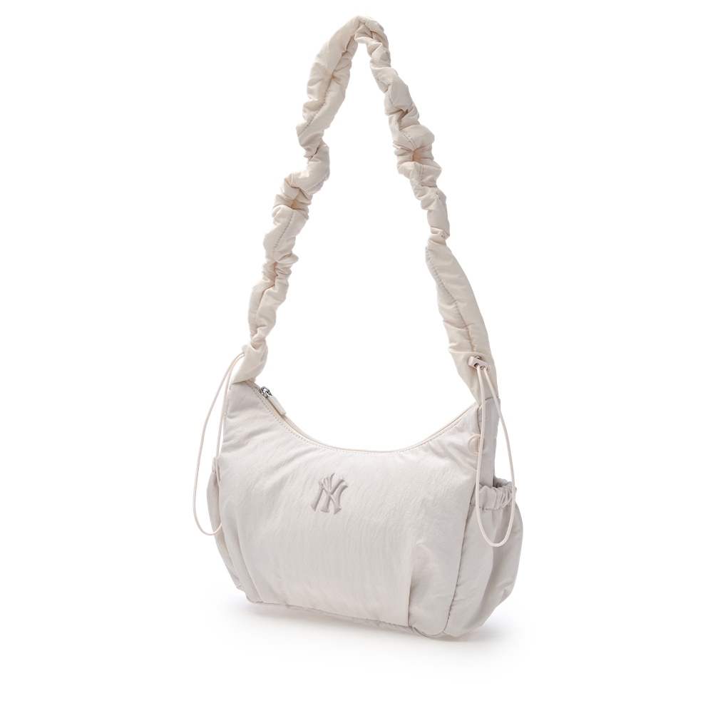 Túi MLB Basic Athleisure Hobo Bag New York Yankees Cream [Karina PICK]