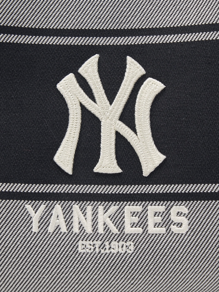 Túi MLB Varsity Lettering Canvas Shoulder Bag New York Yankees Black