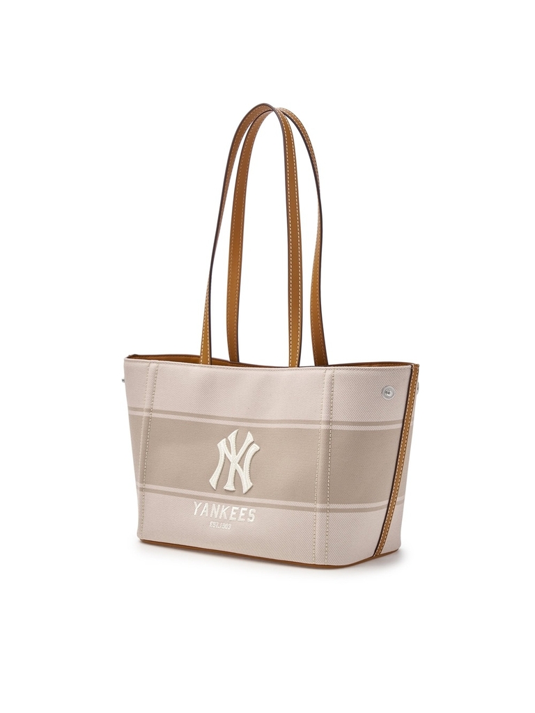 Túi MLB Varsity Lettering Canvas Shoulder Bag New York Yankees Cream