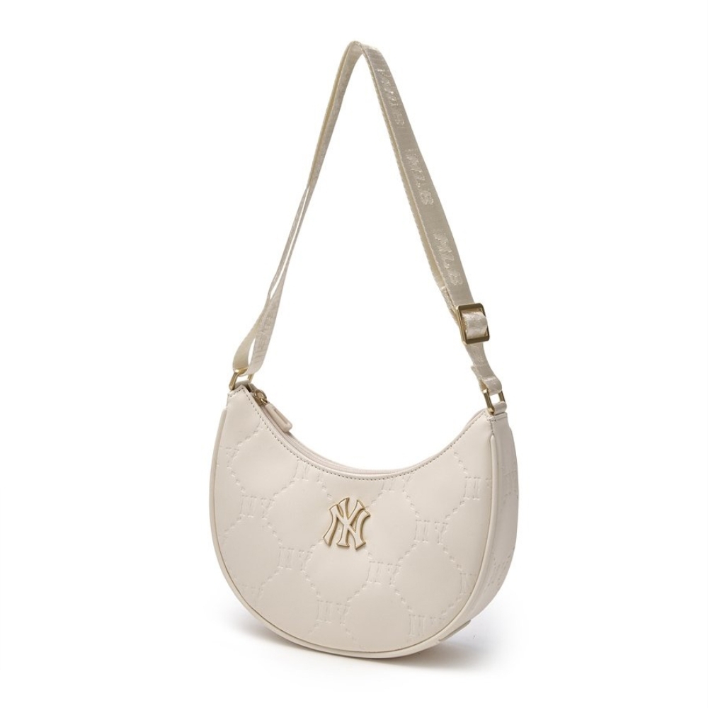 Túi MLB Diamond Embo Hobo Bag New York Yankees Cream