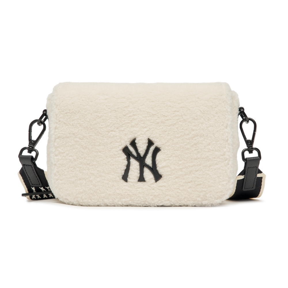 Túi MLB Basic Small Logo Fleece Crossbody New York Yankees Cream