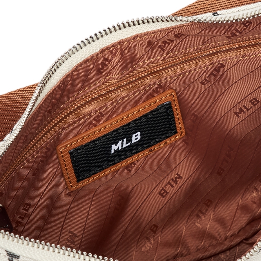 Túi MLB Classic Monogram Jacquard Large Hobo Bag New York Yankees Cream