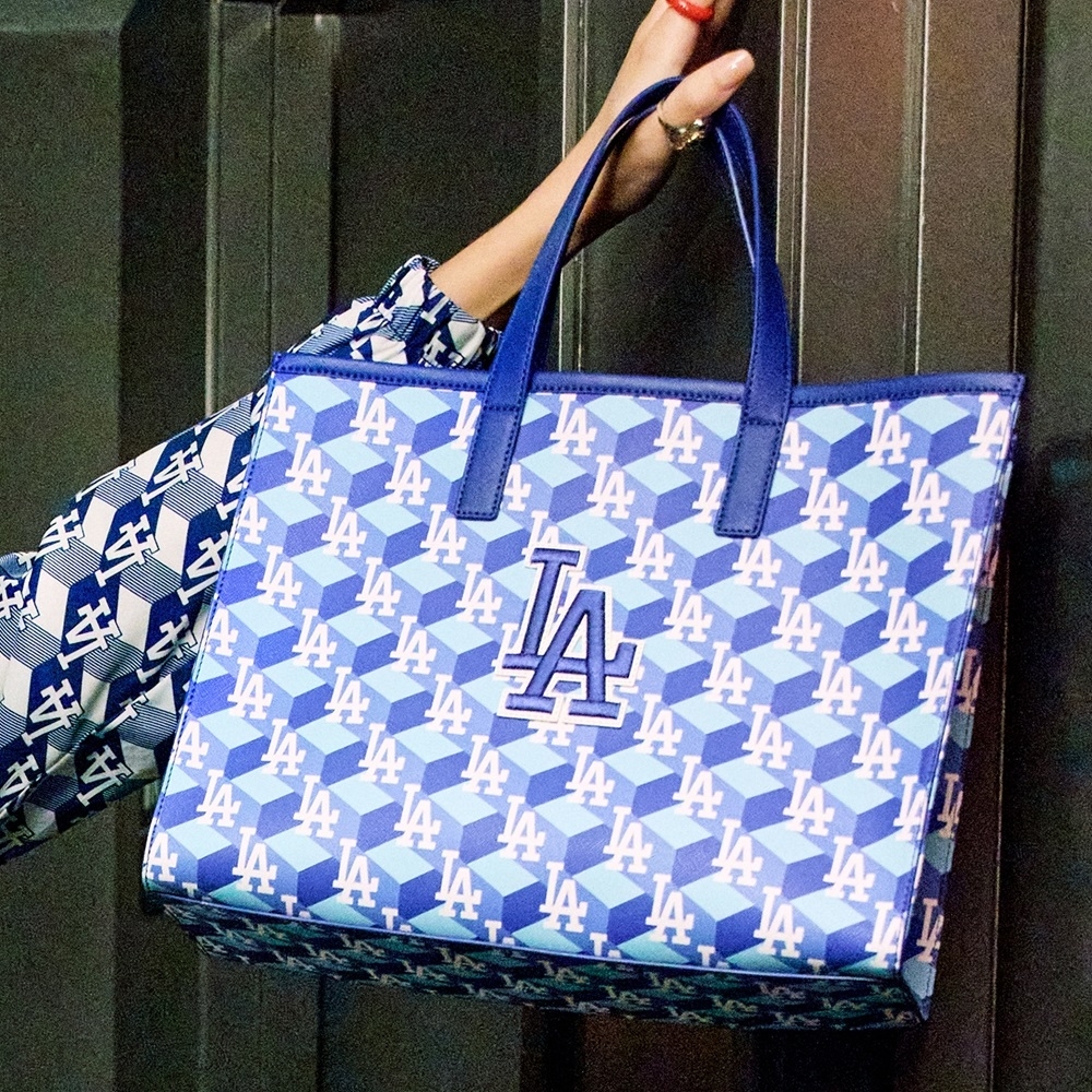 Túi MLB Cube Monogram Medium Tote Bag LA Dodgers Blue