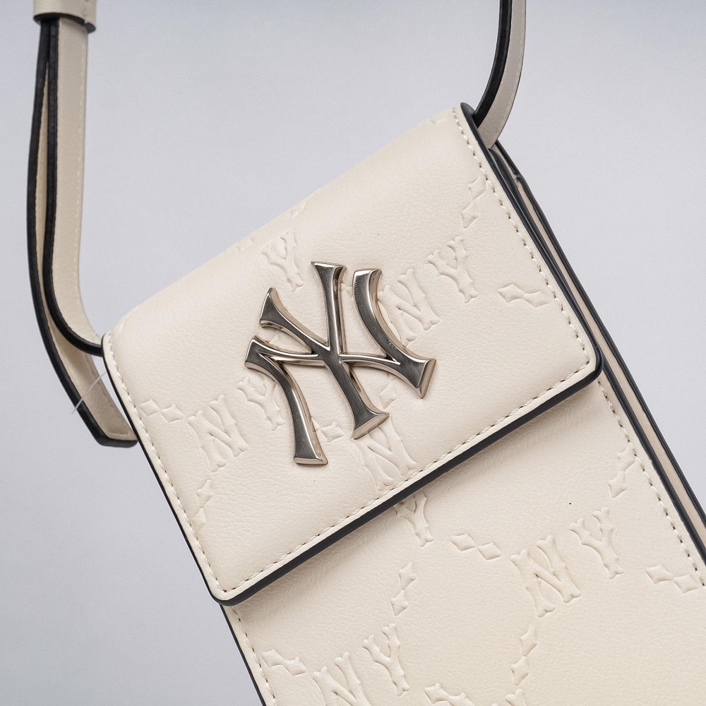 Túi MLB Dia Monogram Embo Phone Pouch New York Yankees Cream