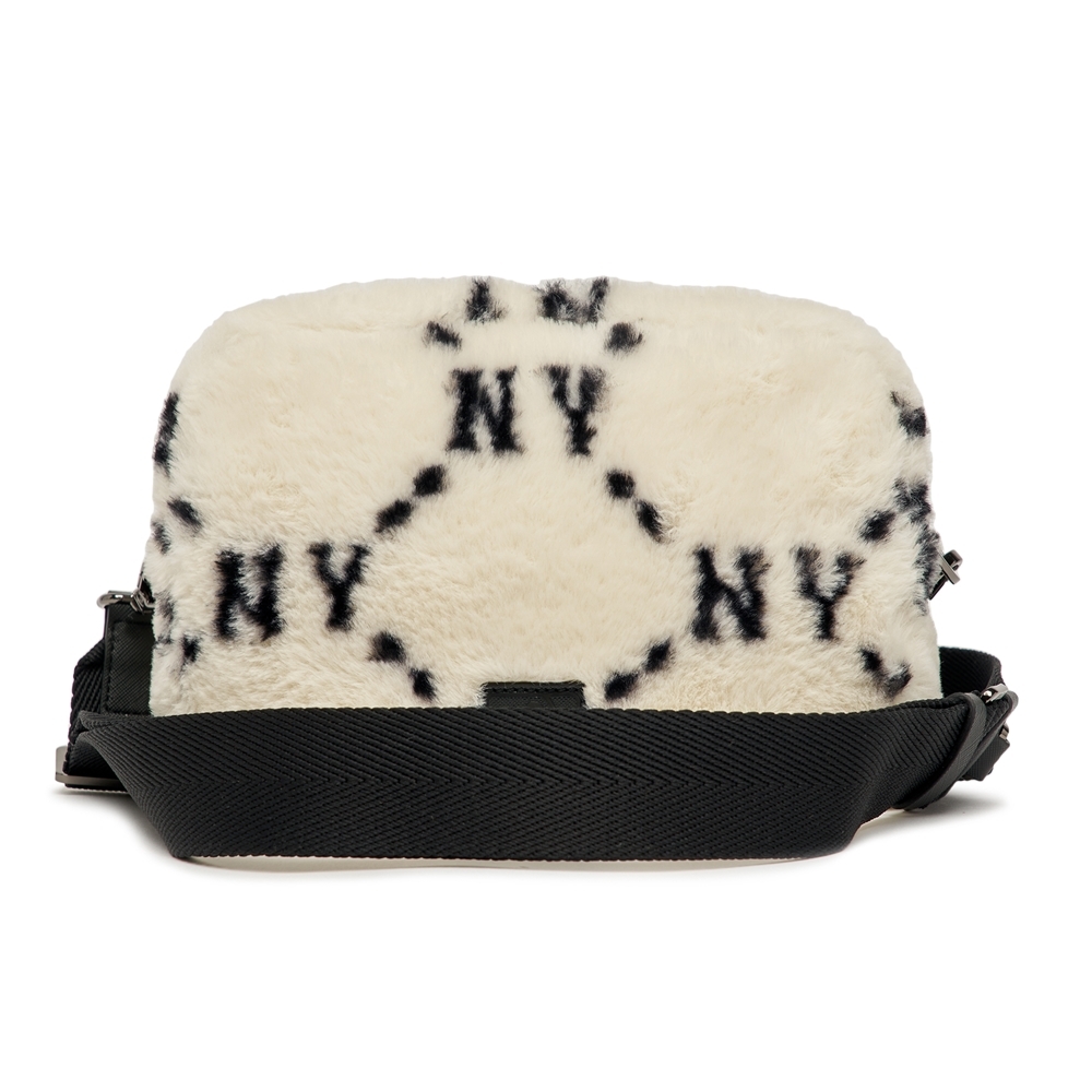Túi MLB Diamond Monogram Fur Crossbody Bag New York Yankees Cream