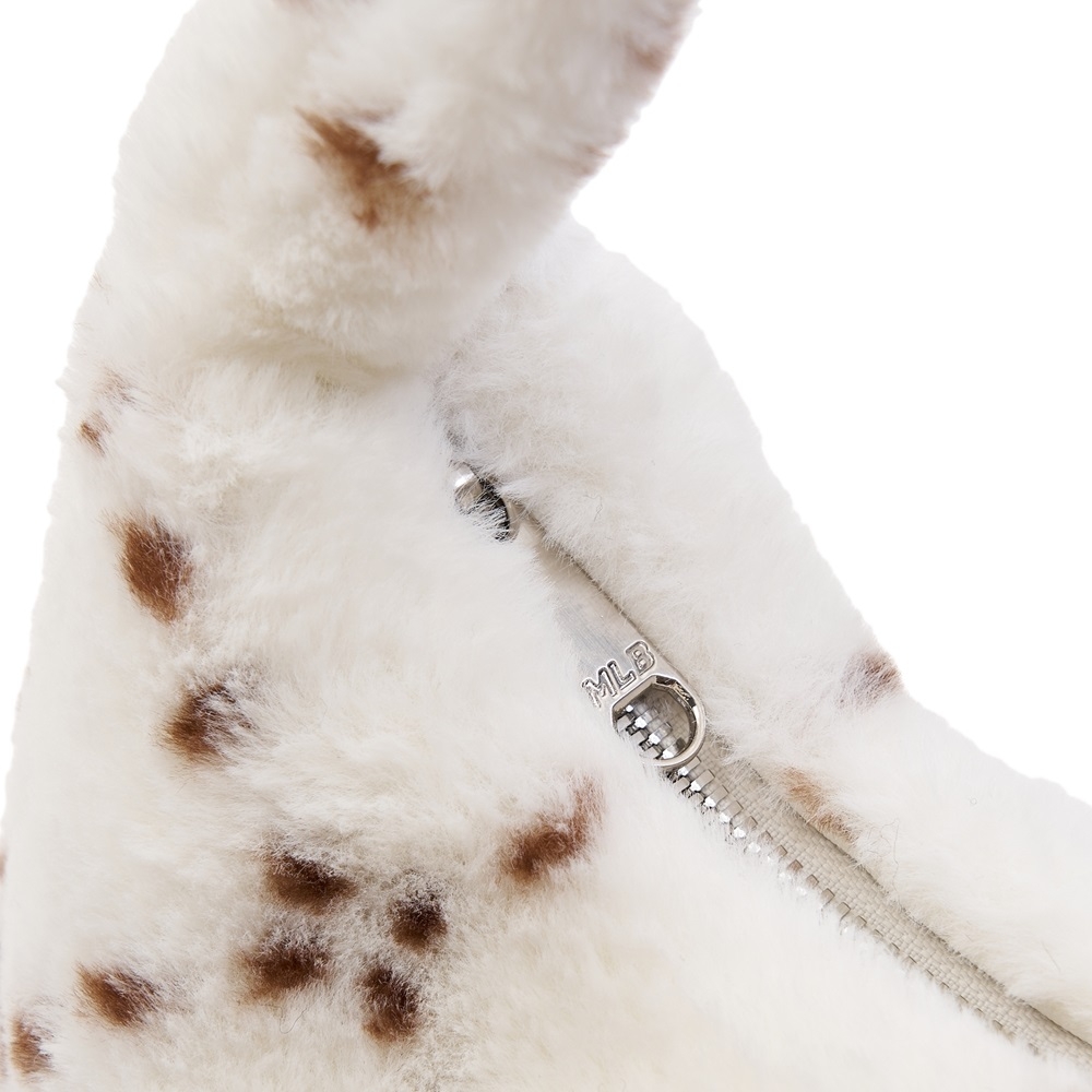 Túi MLB Korea Dia Monogram Fur Hobo Bag New York Yankees D.Cream