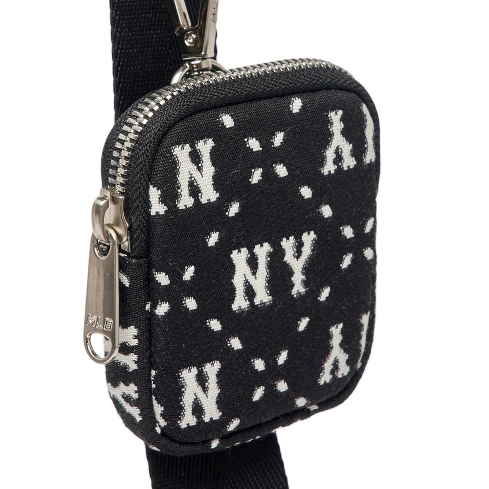 Túi MLB Korea Diamond Monogram Jacquard Crossbody New York Yankees Black