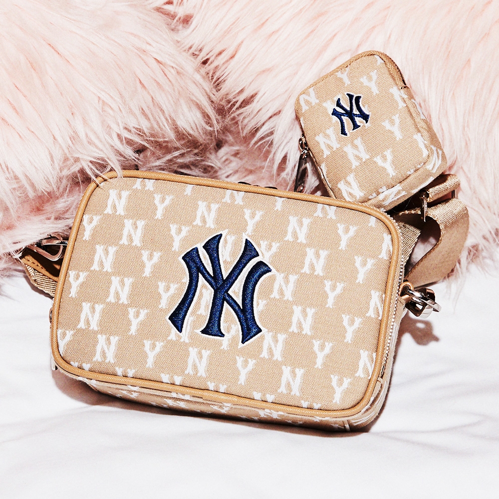 Túi MLB Mini Monogram Crossbody New York Yankees D.Beige