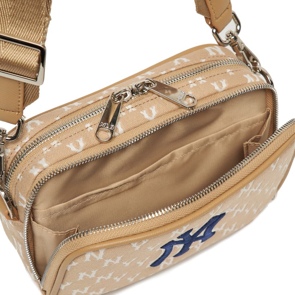 Túi MLB Mini Monogram Crossbody New York Yankees D.Beige