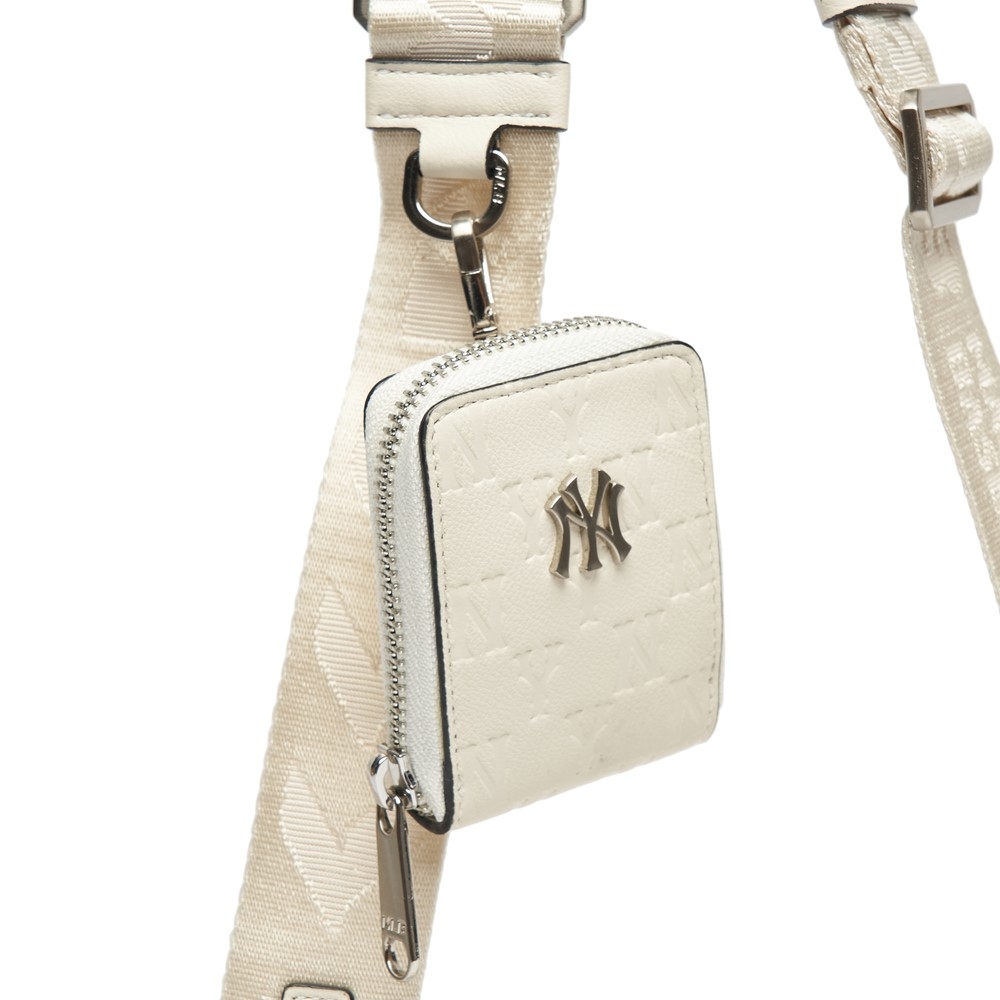 Túi MLB Mini Monogram Embo Crossbody New York Yankees Cream