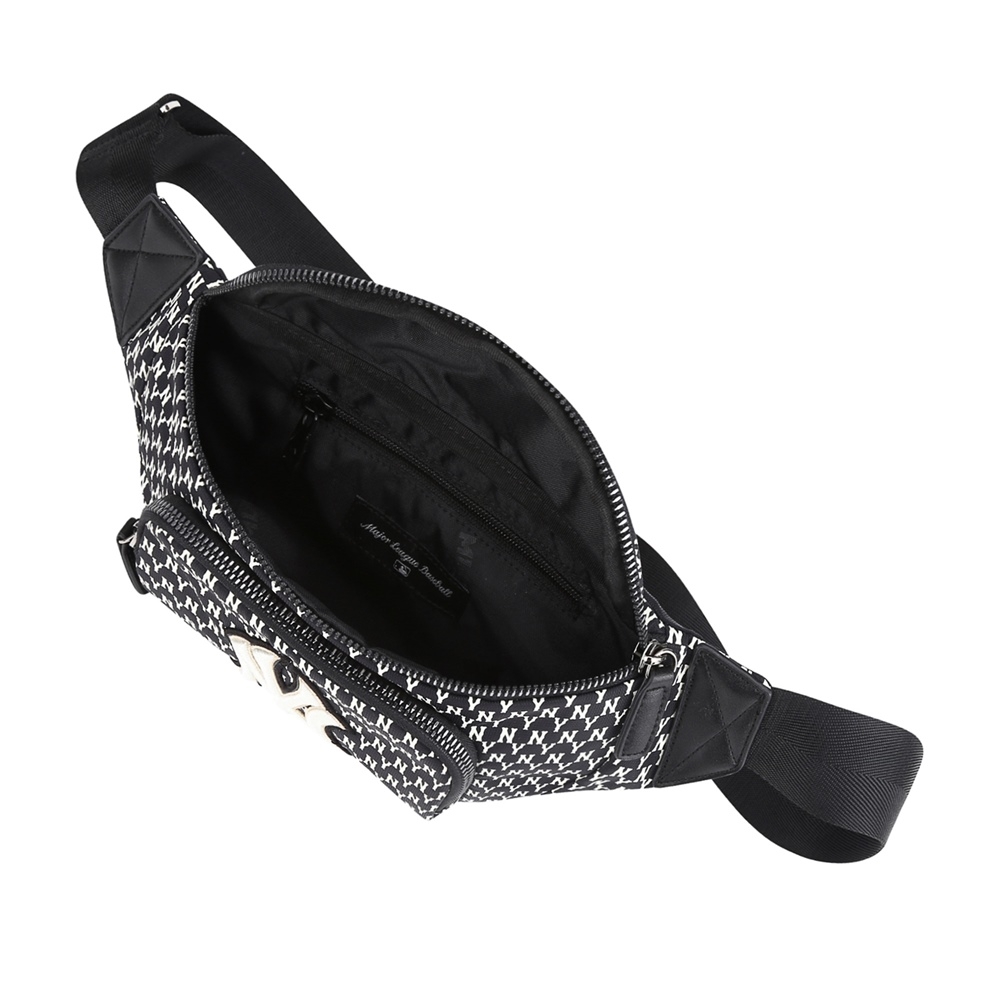 Túi MLB Monogram Hip Sack New York Yankees Black 2021