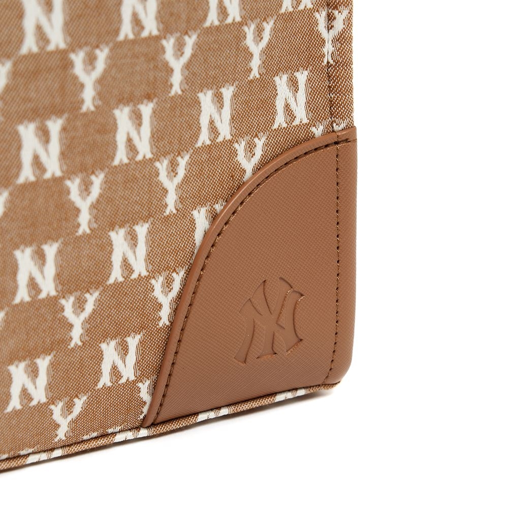 Túi MLB Monogram Jacquard Tote Bag New York Yankees Beige