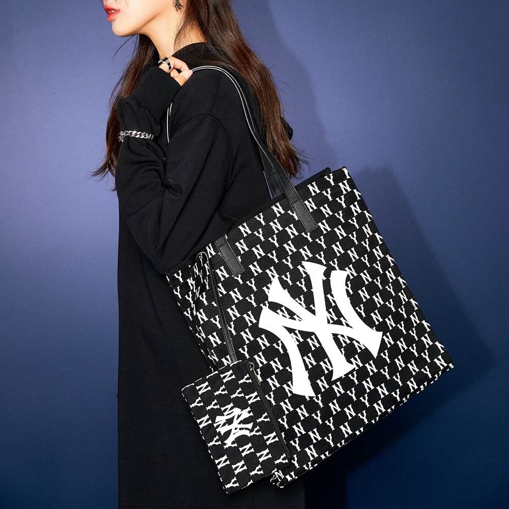 Túi MLB Monogram Tote Bag New York Yankees Black