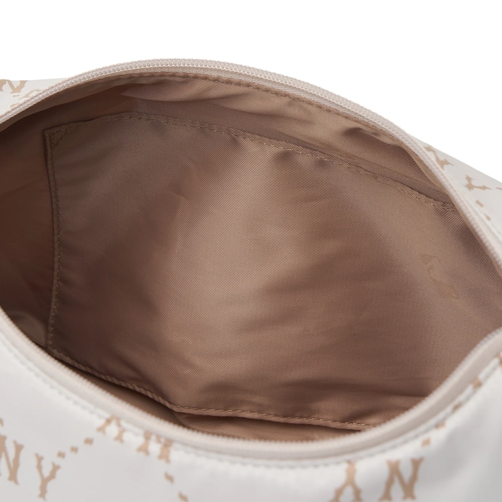 Túi MLB Korea Dia Mono Sportive Hobo Bag New York Yankees Cream