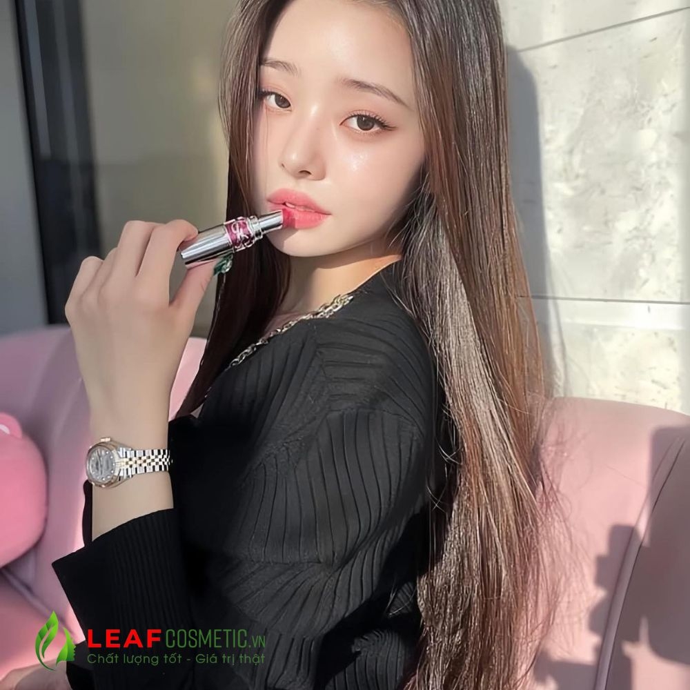 Son Dưỡng Môi Cao Cấp YSL Rouge Volupté Candy Glaze 05 Pink Satisfaction Hồng Ngọt Ngào