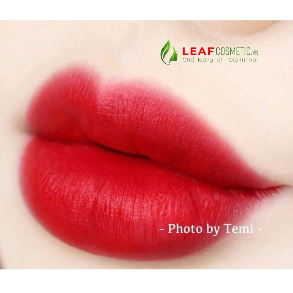 Son Thỏi Shu Uemura Rouge Unlimited Amplified Matte M RD 163 – Màu Đỏ Thuần