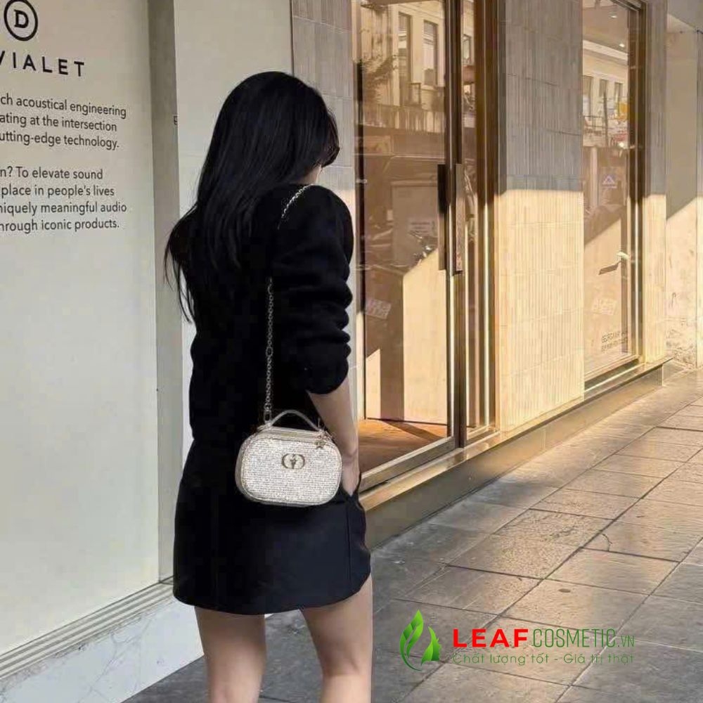 Túi Dior Holiday Gold Bling Cosmetic Pouch