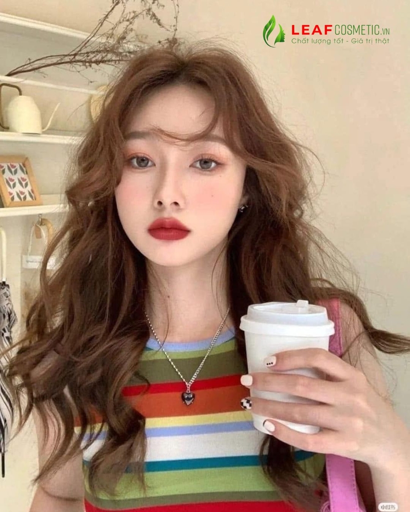 Son Thỏi Bobbi Brown Luxe Lipstick 808 Ruby - Màu Đỏ Ruby