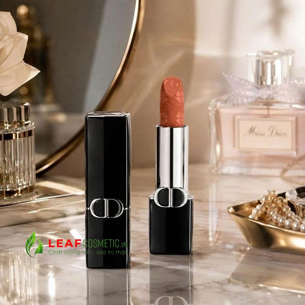 Son Thỏi Dior Rouge Dior Velvet 211 Fortunate - Màu Cam Nude (Limited 2026 Cỏ 4 Lá)