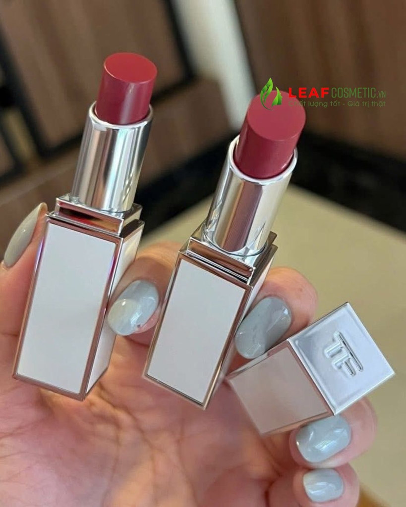 Son Tom Ford Soleil Neige Ultra-Shine Lip Color 03 Fireside - Màu Hồng Mận