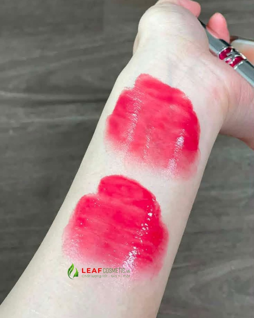 Son Dưỡng Bóng YSL Loveshine Candy Glaze 17 Strawberry Cloud – Màu Hồng Dâu