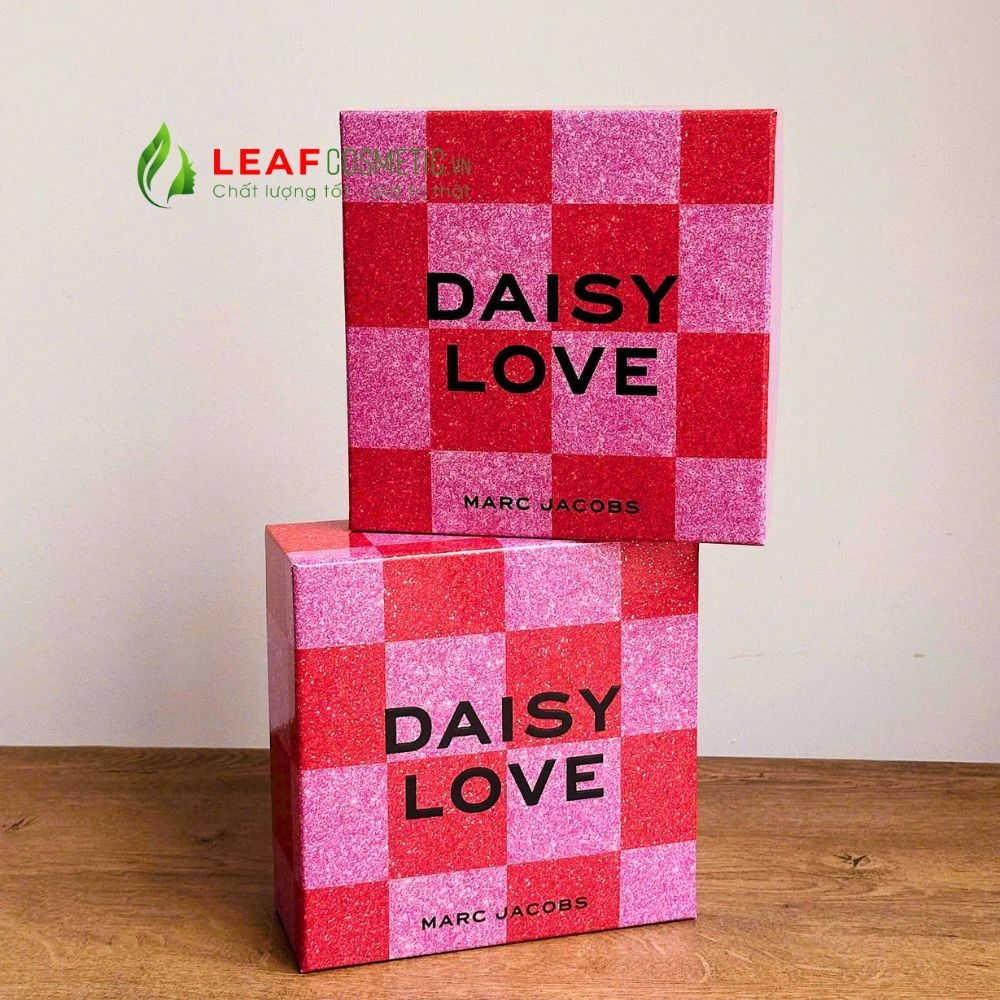 Set Nước Hoa Nữ Marc Jacobs Daisy Love Eau De Toilette EDT Gift Set 2 Món