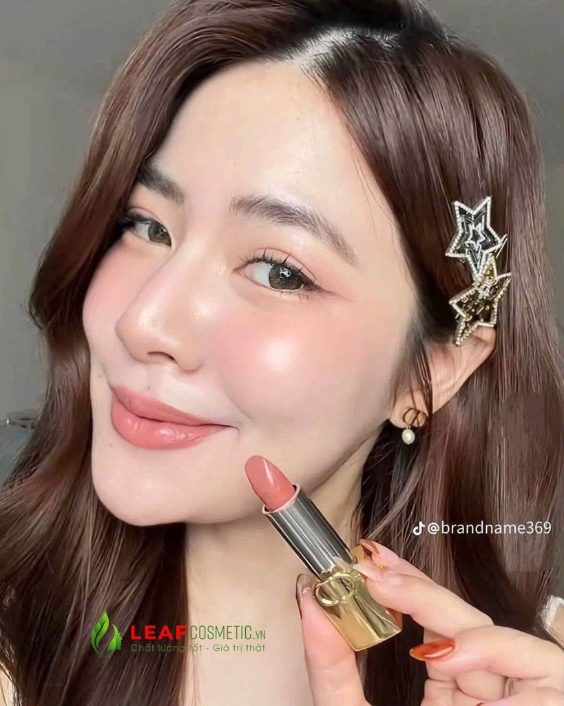 Son Thỏi Dior Rouge Dior Satin 210 Circus – Màu Hồng Nude Đào (Holiday 2025 Limited Edition)