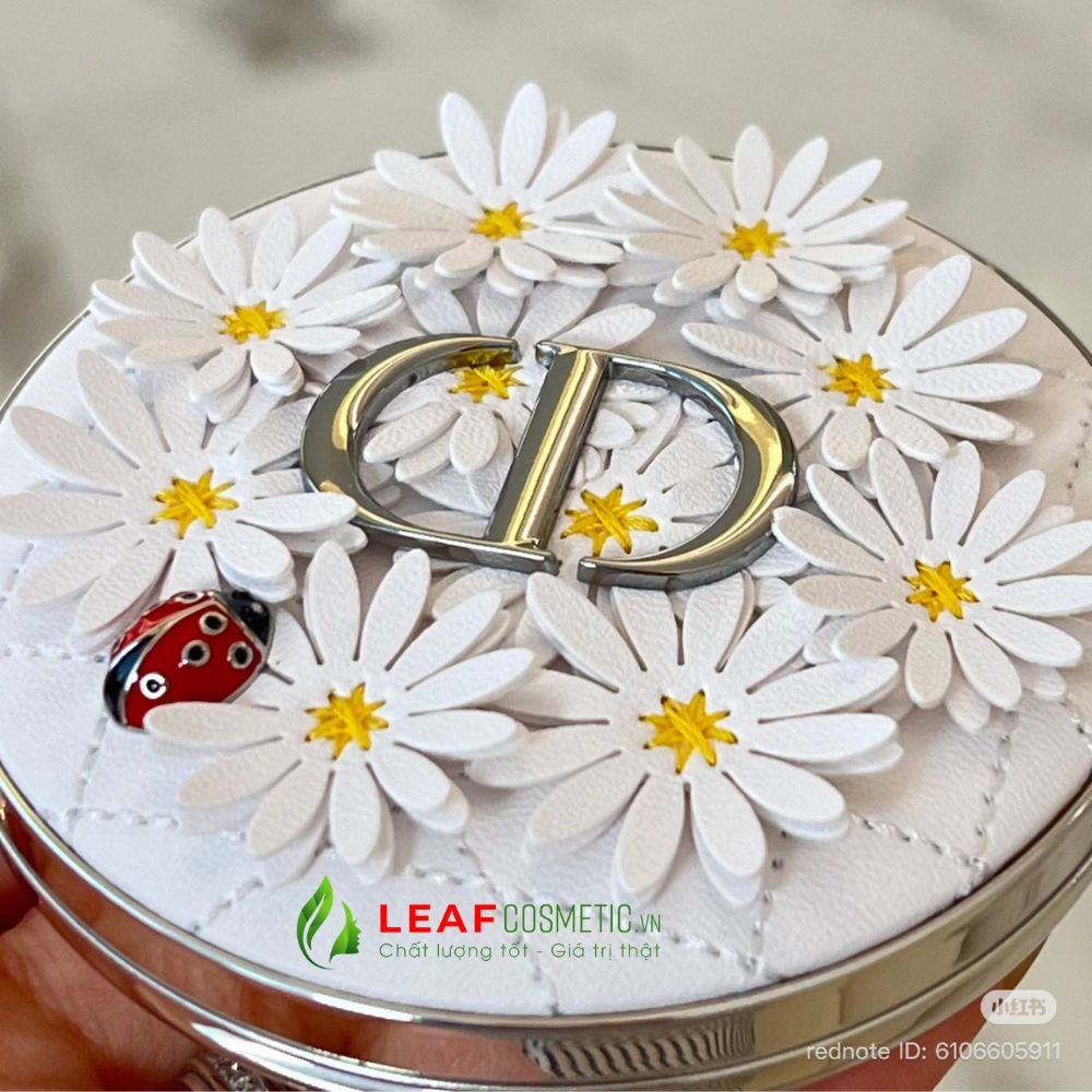 Phấn Bắt Sáng Dior Forever Glow Luminizer – Phiên Bản Giới Hạn Hoa Cúc (Summer 2026 Limited Edition)